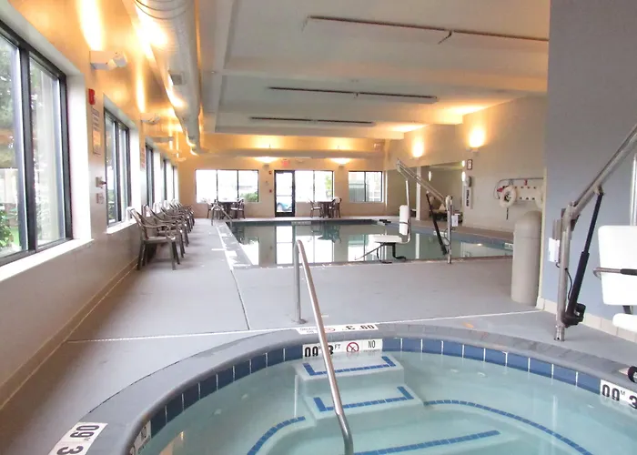 Hotel Hampton Chicago-o'hare International Airport 3*