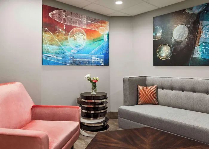 Hampton Chicago-o'hare International Airport Hotel 3*