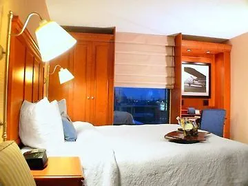 Hampton Chicago-o'hare International Airport 3*